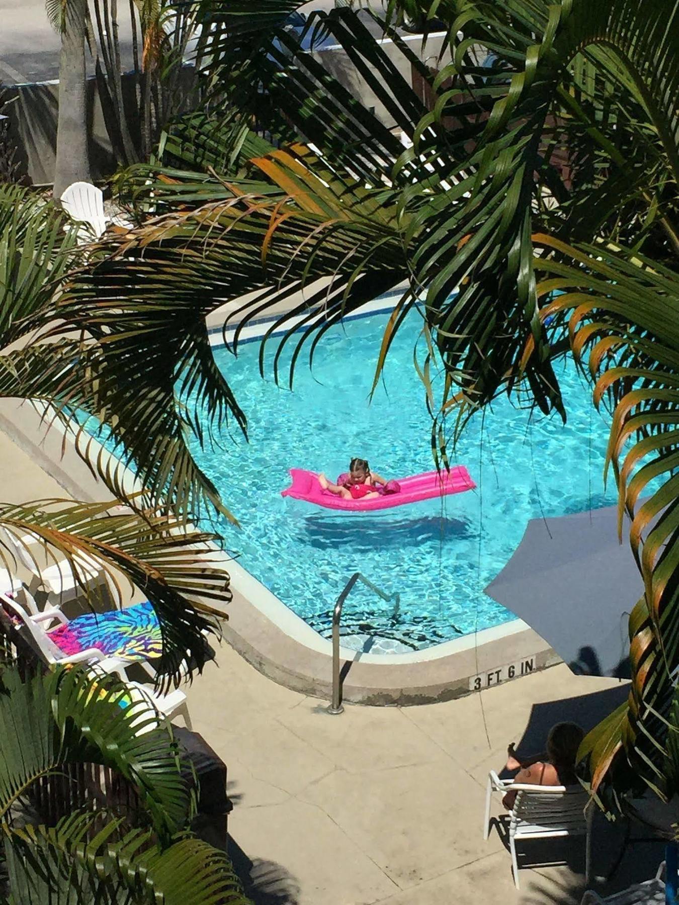 Hotel Lantern & - South Bradenton